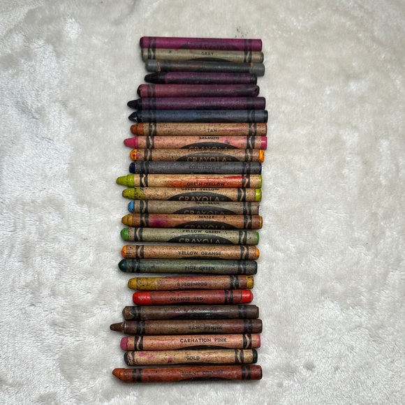 Crayola Other - Vintage Crayola Binney and Smith Assorted Crayons 25